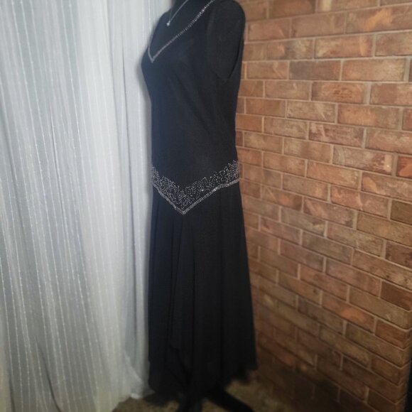 Alex Evenings Black Chiffon Drop Waist Bead Embellished Open Neck Gown - Sz 14 - Picture 3 of 16